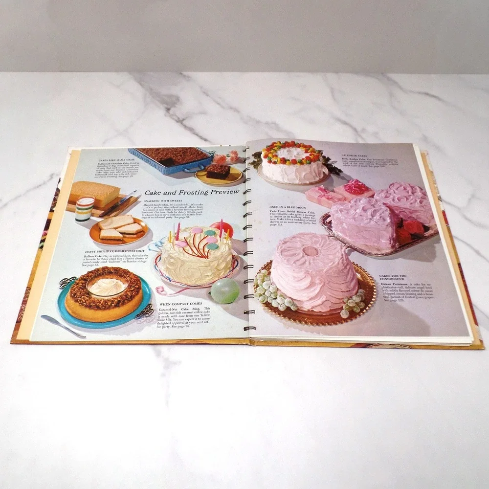 Vintage Betty Crocker's Cake and Frosting Mix Cookbook, 1st Ed - 1st Printing